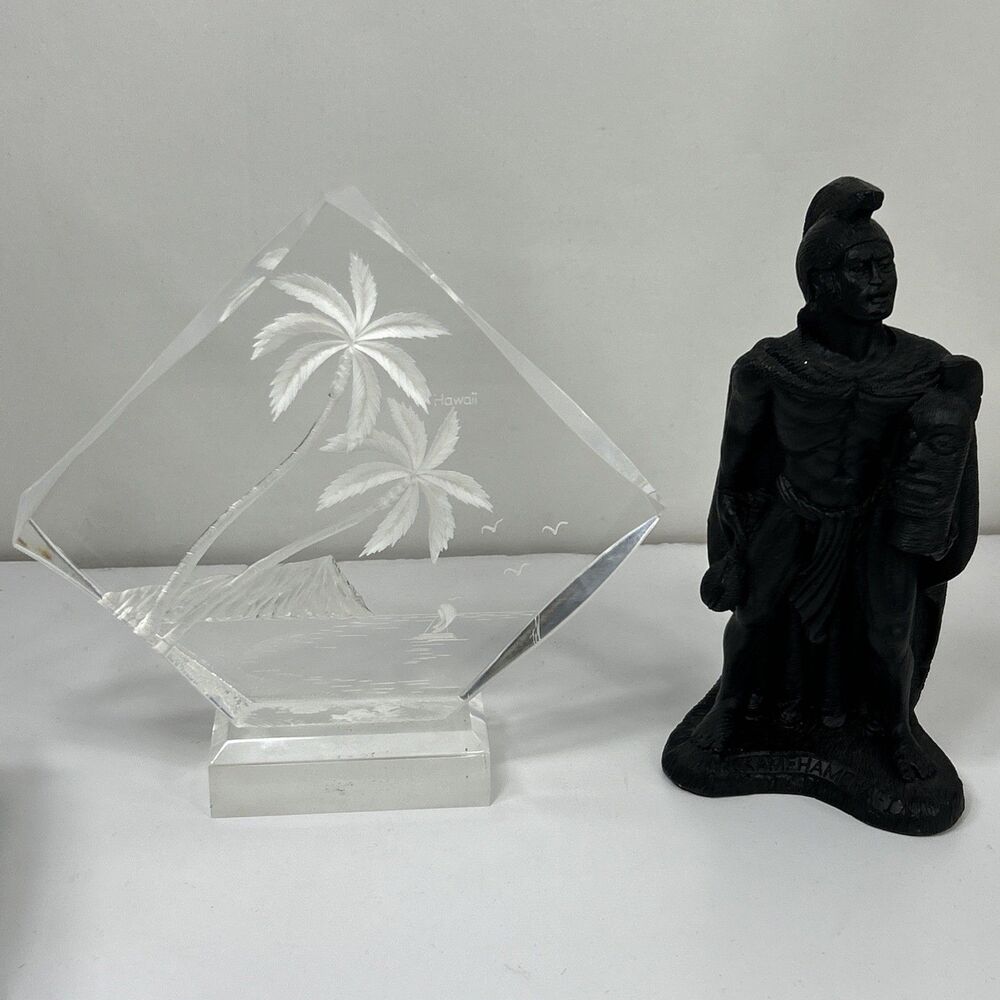 Hawaii Clear Plaque Etched Coconut Tree King Kamehameha Coco Joe's Figurine Set